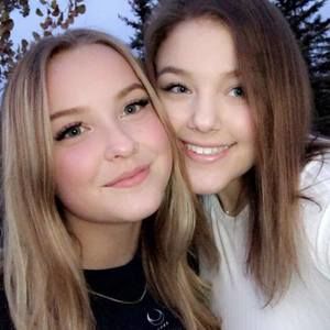 Meet your Posher, Bella